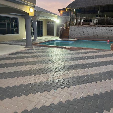 Esther Palace Thohoyandou Exteriér fotografie